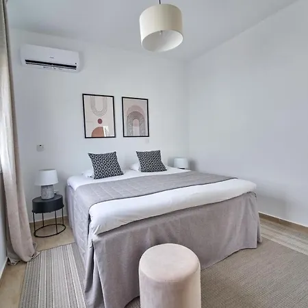 Modern 3 Bedroom Villa With Sea And Pool Views North Off The Paphos Coast *