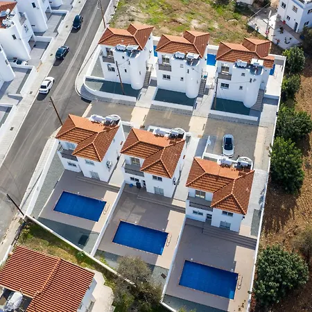 Modern 3 Bedroom Villa With Sea And Pool Views North Off The Paphos Coast Villa