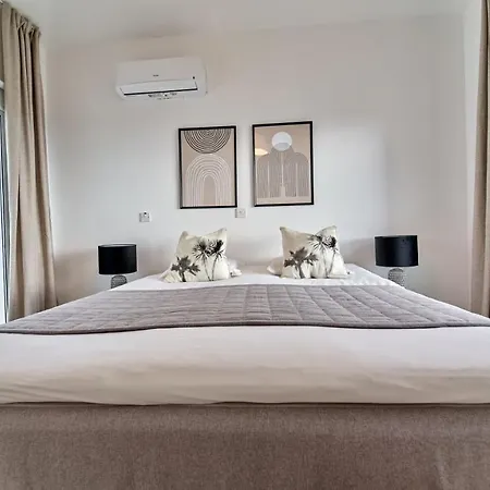 Villa Modern 3 Bedroom Villa With Sea And Pool Views North Off The Paphos Coast