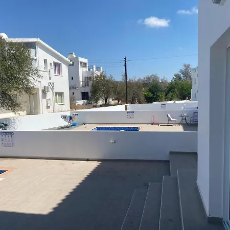 Modern 3 Bedroom Villa With Sea And Pool Views North Off The Paphos Coast